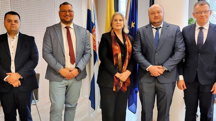 Resilience and Business Continuity during Crisis Situation